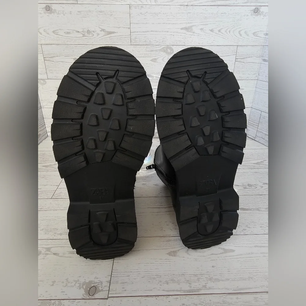 ZARA Kids Black Leather Chunky Boots Size 12.5 US (EU 30) Stylish & Durable